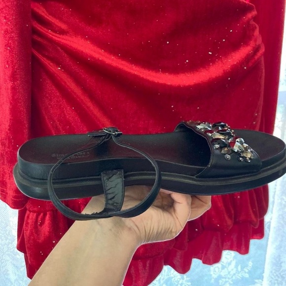 Simply Vera Vera Wang Black Silver Gold Rhinestones Embellished Black Sandals 8 - Picture 6 of 7